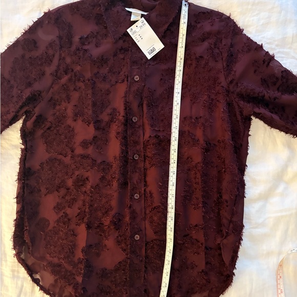 H&M Jacquard Weave Textured Burgundy Button-Up Blouse - Picture 8 of 12